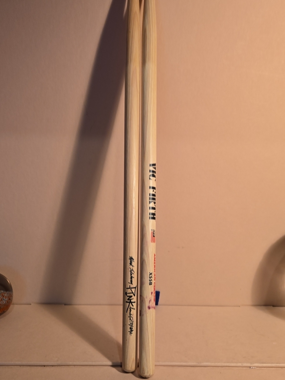 VIC FIRTH Wood Drumsticks in Natural Wood